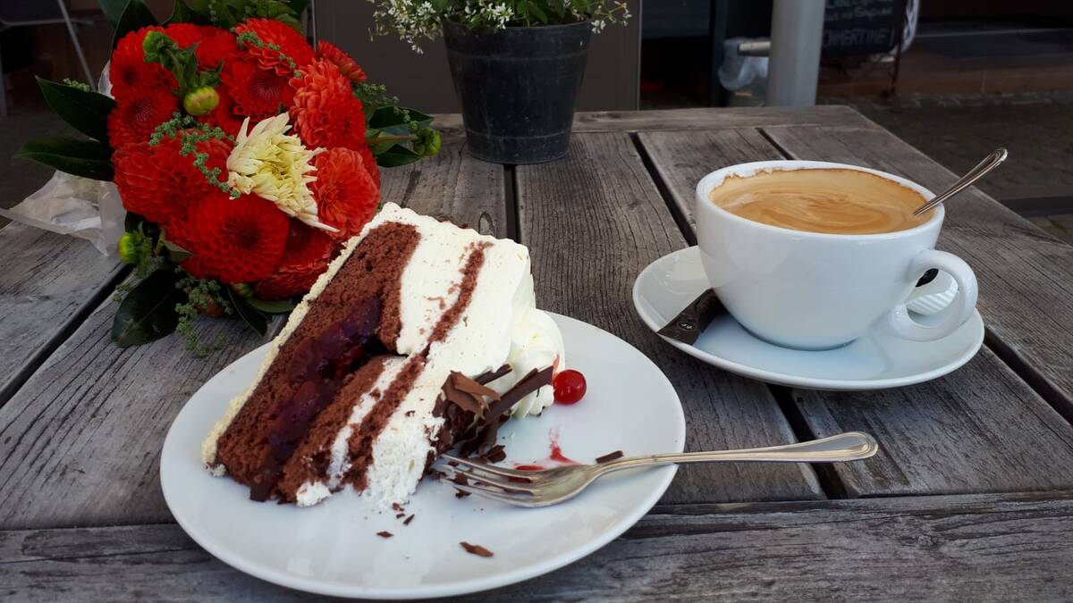 Kaffee & Kuchen - Symbolbild