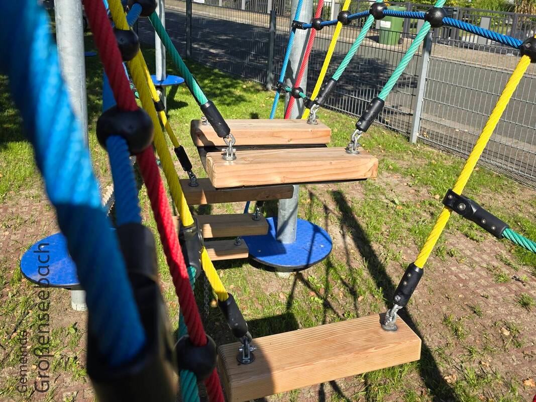 20240806-wiedereroeffnung-spielplatz-hutweg-gsb-01osc-1800x1350-1067x800-1